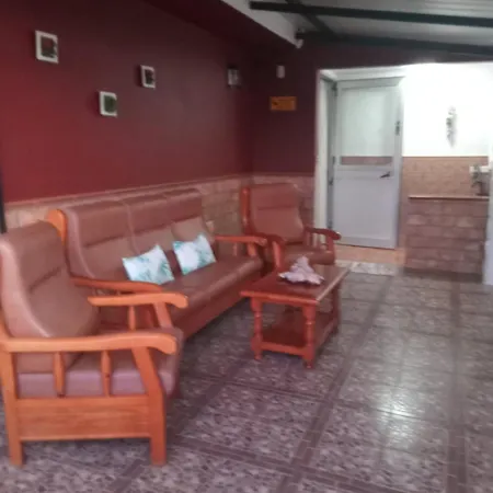 Casa En Pantano De La Brena Ferienhaus
